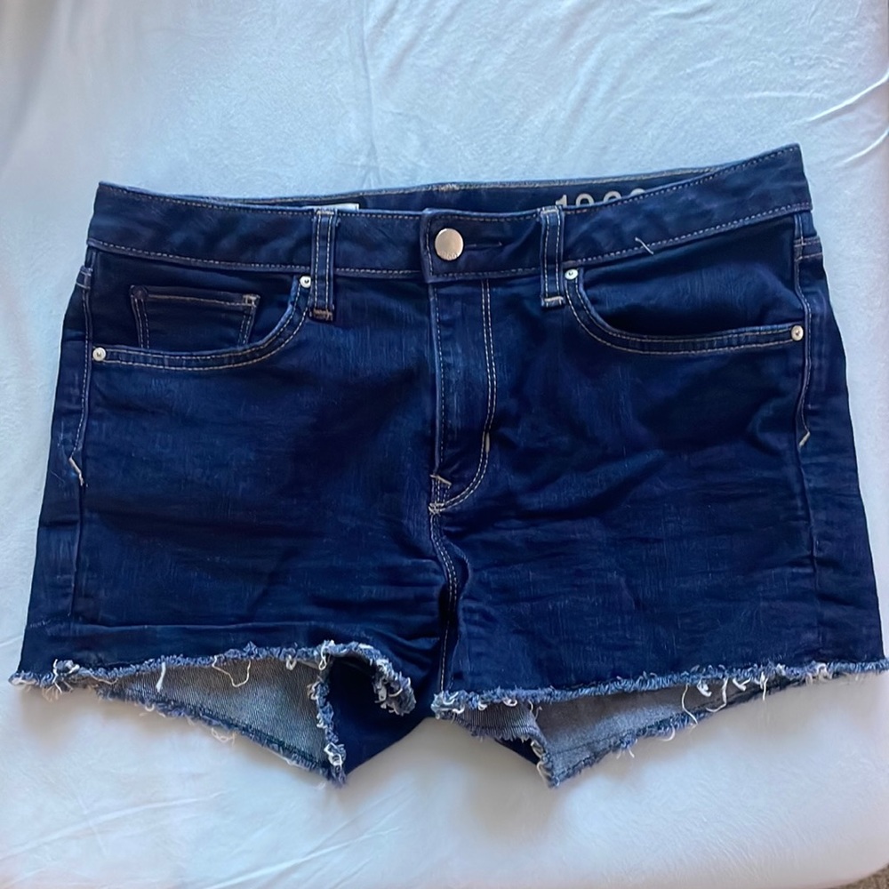 Gap dark blue Jean shorts
